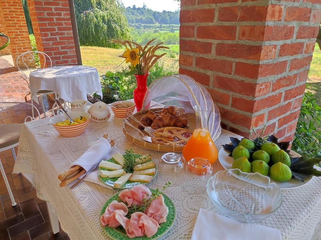Villa Pieve มอนกาลโว ภายนอก รูปภาพ